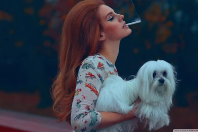 Lana Del Rey With The Puppy Wallpapers And Images   Wallpapers ...