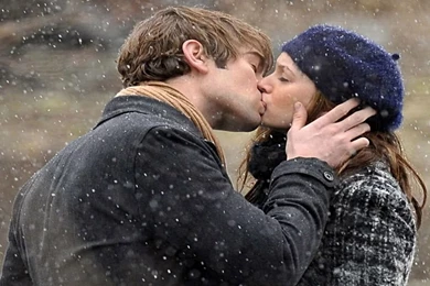 Kissing In The Rain Wallpapers   Crazy Frankenstein