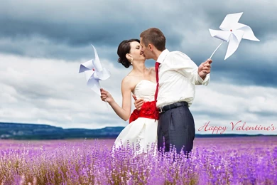 Lovely Couple Kissing Hd Wallpapers For Wishing Happy Valentines ...