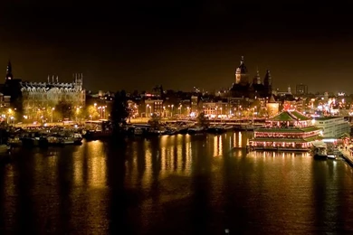 Amsterdam Night Lights 800x600 Wallpaper.jpg