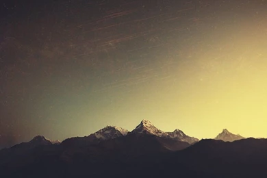 Customize Your Phone With Wallpapers From The HTC One M9