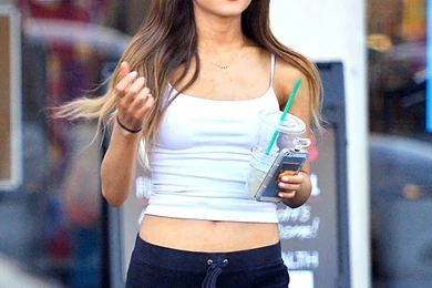 Ariana Grande Hot HD Wallpapers