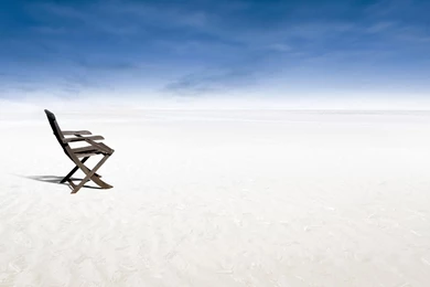 LONELY BEACH CHAIR WALLPAPER   (