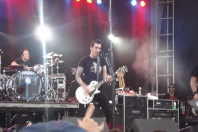 Theory Of A Deadman Graphics And Comments