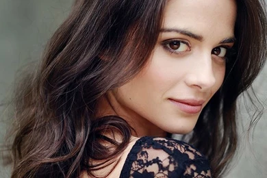 HD Stephanie Leonidas Wallpapers – HdCoolWallpapers.Com