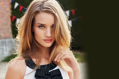 Rosie Huntington Whiteley Wallpapers