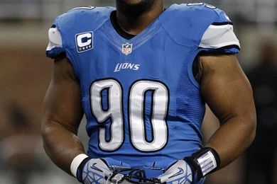 Ndamukong Suh Hit With Hefty Fine For Low Block   Atlanta Black Star