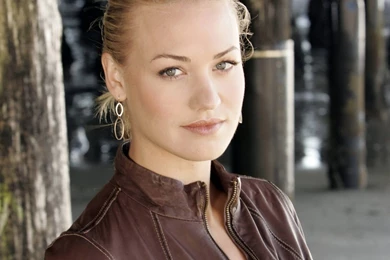 Pretty Yvonne Wallpaper!   Yvonne Strahovski Wallpapers (11497545 ...
