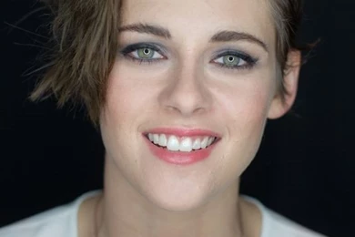 American Beauty Kristen Stewart Latest Very Cute & Beautiful Look ...