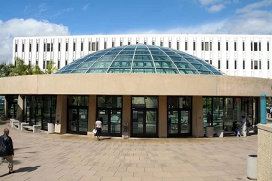 File:Love Library, Entrance, SDSU.jpg   Wikimedia Commons