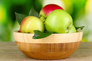 Wooden Bowl, Fruit, Green Apples, Bokeh, Leaves, Hd Wallpapers