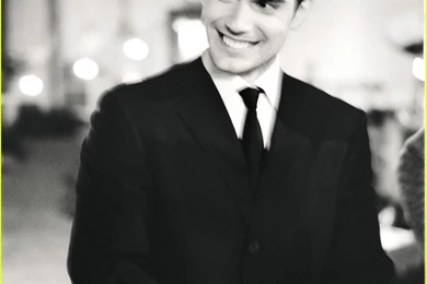 Henry cavill dunhill ad henry cavill wallpaper 75f846253bed813ecc84fa21c2726614 large 237251.jpg