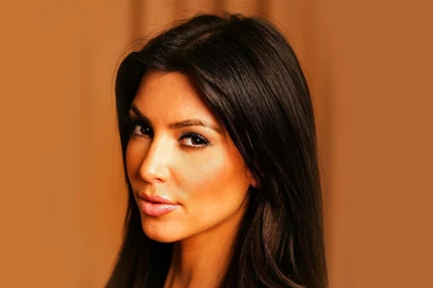 Kim Kardashian Wallpapers