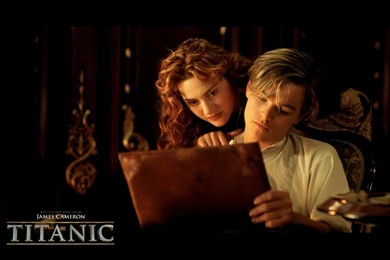 Titanic Romantic Scene (Jack And Rose) HD Wallpapers