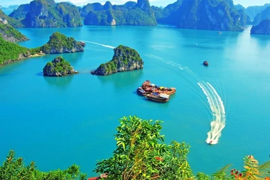 Halong Bay Vietnam Island Wallpapers Download High Quality