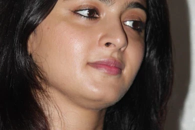 Anushka Shetty Wallpapers: Anushka Shetty Latest Photos At ...