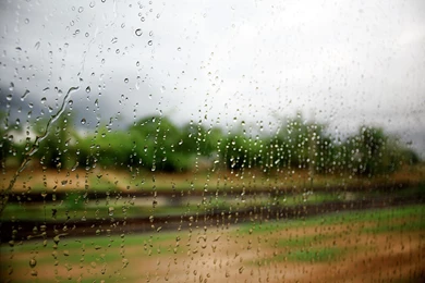 206 Water Drop HD Wallpapers