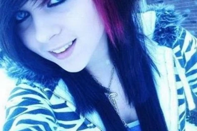 Emo Wallpapers: Cute Emo Girls