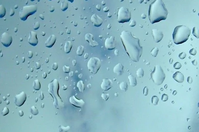 Wallpapers Weekends: Crisp Water Droplet Walls For iPhone 5