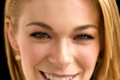 LeAnn Rimes Sues Her Dentist   THE DAILY MOCHA