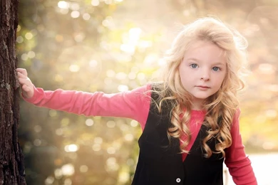 Cute Baby Girls Wallpapers HD Pictures