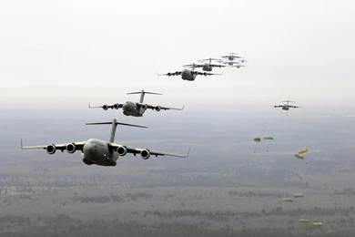 Paratroopers And Boeing C 17 Globemaster III Wallpapers   Free Wide ...