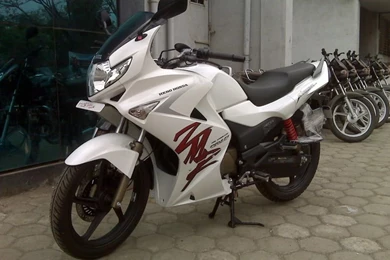 Hero_honda_karizma_zmr_fi_by_sanuathma d56k8ra.jpg