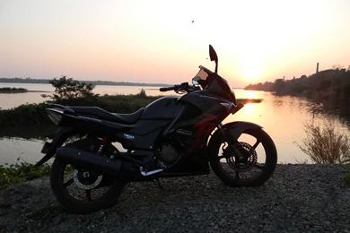 Snap – HH Karizma ZMR Fi   Bharath Autos   Automobile News Updates