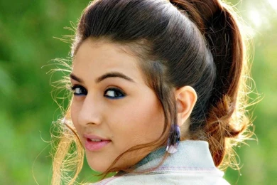 Actress Hansika Motwani Stills Mobile Wallpapers   Direct Download ...