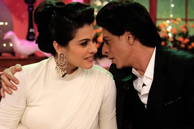 Shahrukh Khan And Kajol Recreate The DDLJ Magic   YouTube
