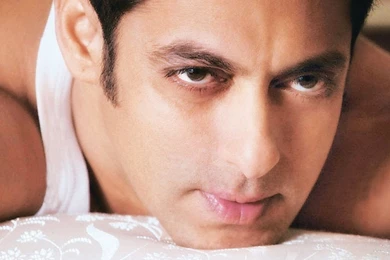 Salman khan hd desktop wallpaper.jpg