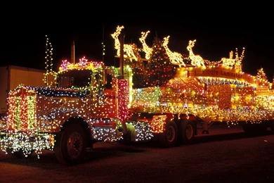 Truck With Christmas Lights Wallpapers   Holiday Wallpapers