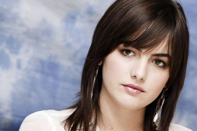 Camilla Belle Wallpapers
