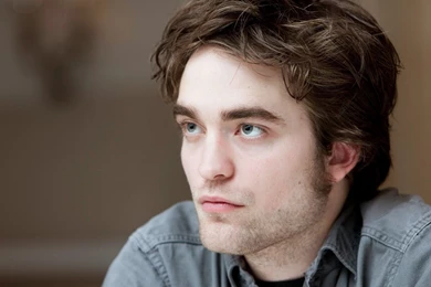 Robert Pattinson Wallpapers