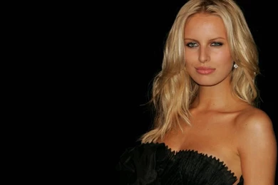 Karolina kurkova looking hot 1024x768.jpg