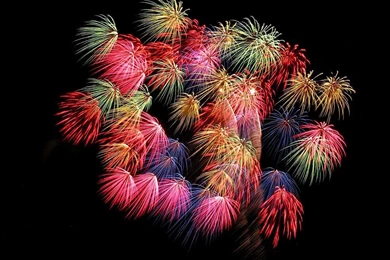 Desktop Wallpapers » Other Backgrounds » Colorful Fireworks » Www ...