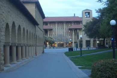 Stanford University Library [image 500x375 Pixels]