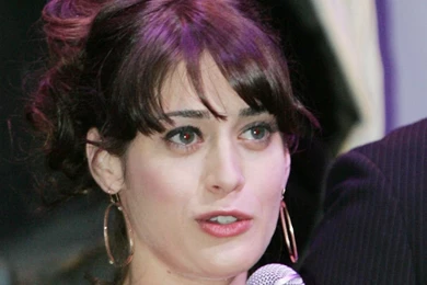 Lizzy Caplan