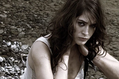 Actress Lizzy Caplan 2016 Photos