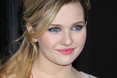 Simple Girl HD Wallpapers ~ Toptenpack.com