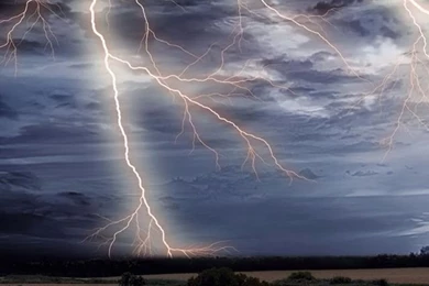 Lightning iPhone 5s Wallpapers