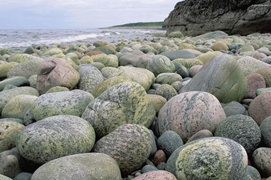 Close up of large rocks on seaside free desktop backgrounds ...