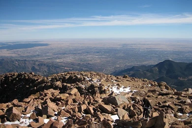Two Sphere UFOs Described Over Colorado Springs