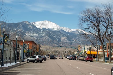 File:Downtown Colorado Springs 3 By David Shankbone.jpg ...