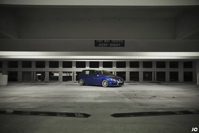 VWVortex.com   R32 Wallpaper?