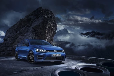 2015 Volkswagen Golf R Wagon Wallpapers