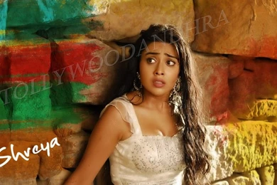 Shreya Desktop Wallpaper,Telugu Actress Shreya Innocent Wallpapers