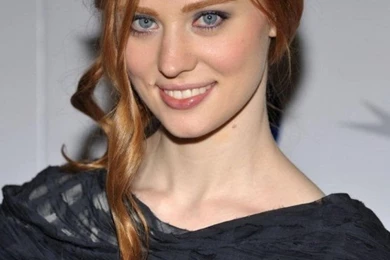 Deborah ann woll desktop hd wallpaper wallpaper bafd4215ef527cf0e0b2f843ce2ee763 smaller 13014.jpg
