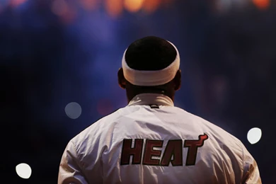 Download Wallpapers 3840x2160 Lebron James, Miami Heat, Basketball ...