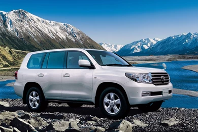 Toyota Land Cruiser HD Images